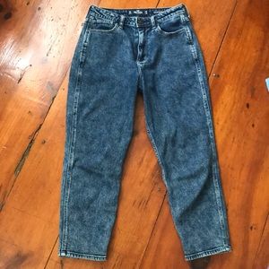 Hollister Mom Jeans 5S